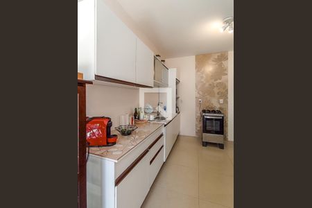 Casa de condomínio à venda com 210m², 3 quartos e 3 vagasCozinha