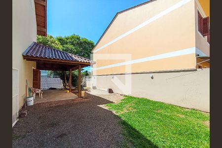 Casa de condomínio à venda com 210m², 3 quartos e 3 vagasQuintal