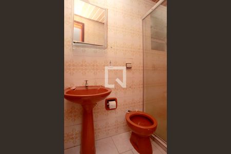 Banheiro de kitnet/studio para alugar com 1 quarto, 37m² em Cidade Baixa, Porto Alegre