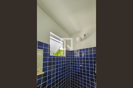 Casa de condomínio para alugar com 327m², 5 quartos e sem vagaBanheiro da suíte 4