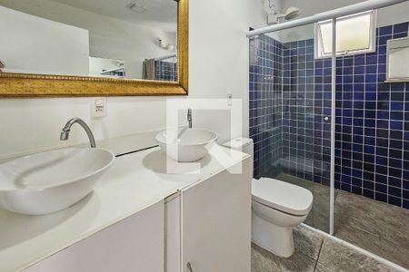 Casa de condomínio para alugar com 327m², 5 quartos e sem vagaBanheiro da suíte 4