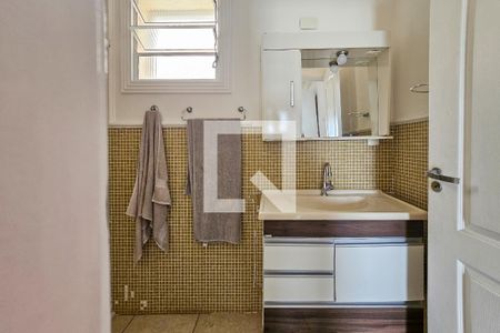 Casa de condomínio para alugar com 327m², 5 quartos e sem vagaBanheiro da suíte 1