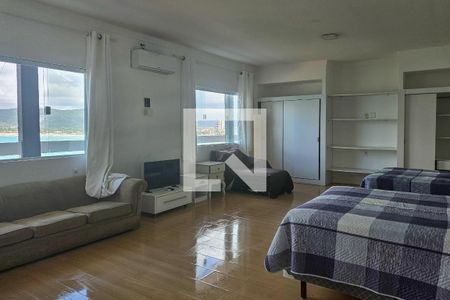 Casa de condomínio para alugar com 327m², 5 quartos e sem vagaSuite 4