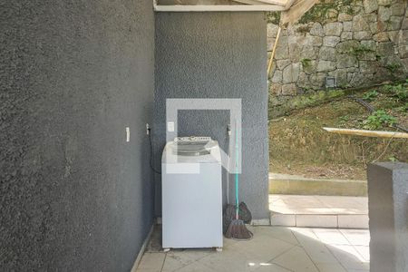 Casa de condomínio para alugar com 327m², 5 quartos e sem vagaÁrea de serviço 