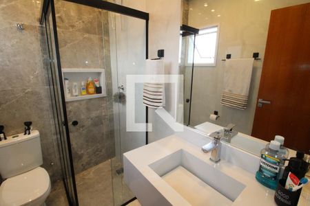 Casa à venda com 165m², 3 quartos e 3 vagasQuarto 2- Banheiro