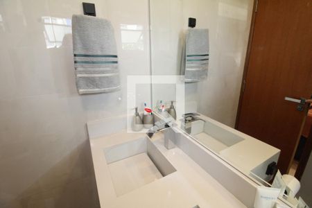 Casa à venda com 165m², 3 quartos e 3 vagasQuarto 4 - Banheiro