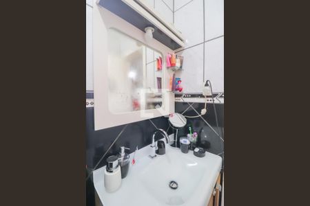 Casa à venda com 240m², 3 quartos e 2 vagasBanheiro de Serviço