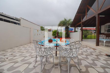 Casa à venda com 240m², 3 quartos e 2 vagasÁrea comum