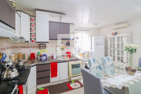 Casa à venda com 240m², 3 quartos e 2 vagasCozinha