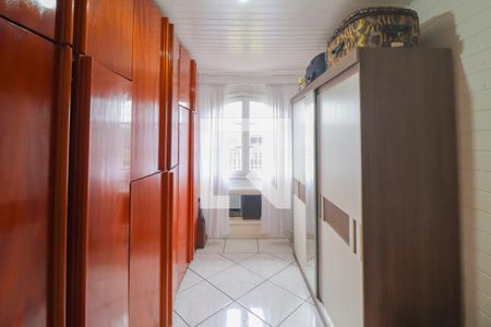 Casa à venda com 240m², 3 quartos e 2 vagasQuarto 3