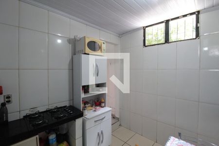 Casa de condomínio para alugar com 80m², 2 quartos e sem vagaCozinha
