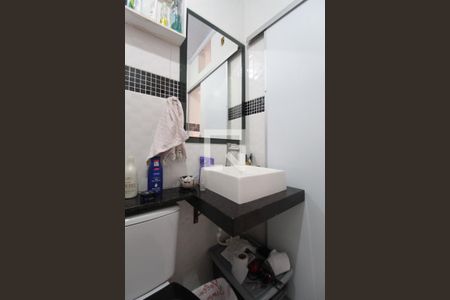 Casa de condomínio para alugar com 80m², 2 quartos e sem vagaBanheiro