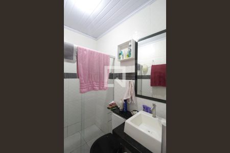 Casa de condomínio para alugar com 80m², 2 quartos e sem vagaBanheiro