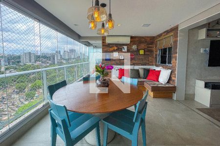 Varanda de apartamento para alugar com 3 quartos, 120m² em Pinheiros, São Paulo