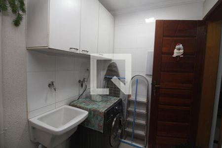 Casa de condomínio à venda com 120m², 3 quartos e 2 vagasÁrea de Serviço