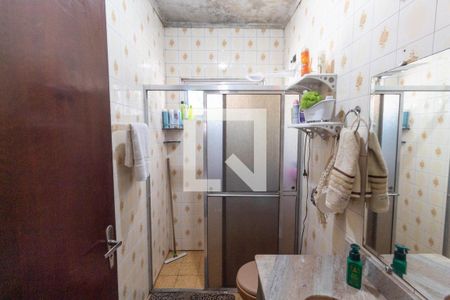 Casa à venda com 150m², 3 quartos e 4 vagasBanheiro da Suíte