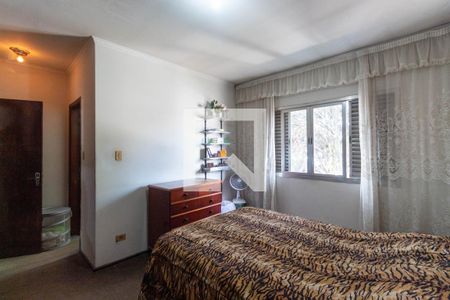 Casa à venda com 150m², 3 quartos e 4 vagasQuarto Suíte