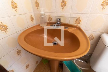 Casa à venda com 150m², 3 quartos e 4 vagasBanheiro 2