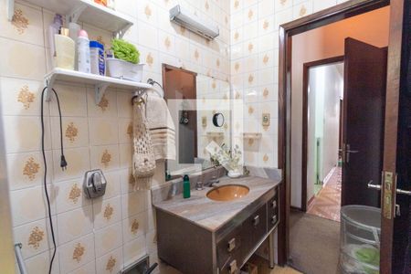 Casa à venda com 150m², 3 quartos e 4 vagasBanheiro da Suíte