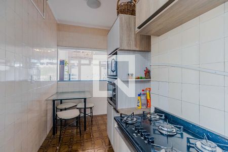 Apartamento à venda com 64m², 2 quartos e sem vaga Apartamento à venda com 64m², 2 quartos e sem vagaCozinha