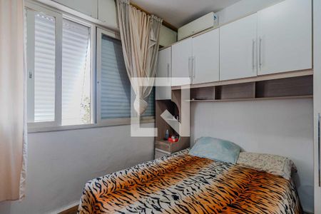 Quarto 2 de apartamento à venda com 2 quartos, 64m² em Santo Antônio, Porto Alegre