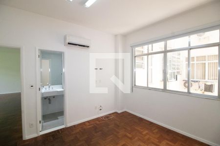 Apartamento à venda com 90m², 1 quarto e 1 vagaSuíte