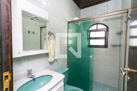 Casa à venda com 115m², 3 quartos e 2 vagasBanheiro do Quarto