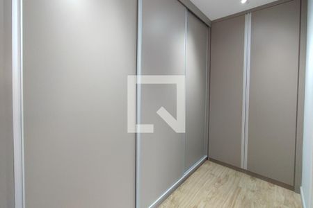 Casa de condomínio à venda com 274m², 3 quartos e 4 vagasCloset Suíte 3