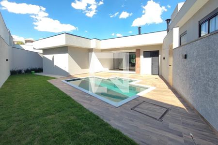 Casa de condomínio à venda com 274m², 3 quartos e 4 vagasQuintal - Piscina