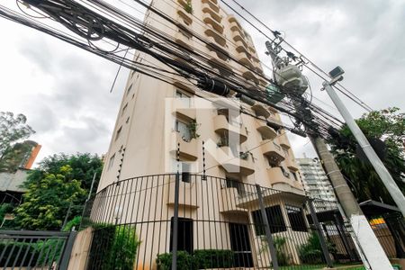 Apartamento para alugar com 50m², 2 quartos e 1 vaga Apartamento para alugar com 50m², 2 quartos e 1 vagaFachada