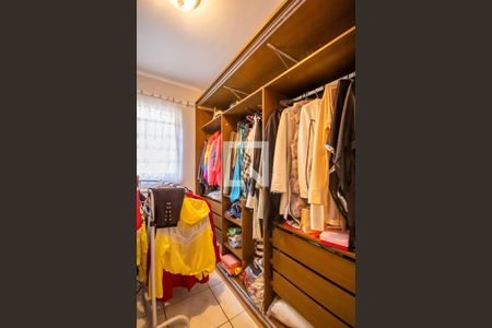 Casa à venda com 500m², 3 quartos e sem vagaCloset da suíte