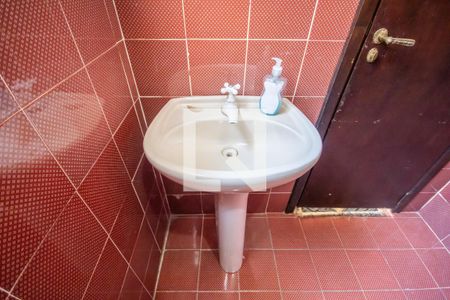 Casa à venda com 500m², 3 quartos e sem vagaBanheiro 4