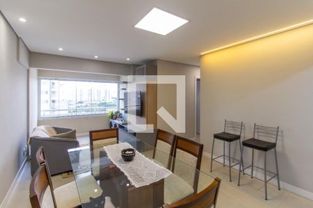 Apartamento à venda com 70m², 2 quartos e 1 vaga Apartamento à venda com 70m², 2 quartos e 1 vagaSala