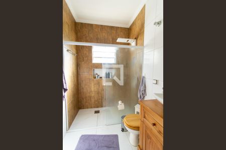 Casa à venda com 142m², 2 quartos e 1 vagaBanheiro