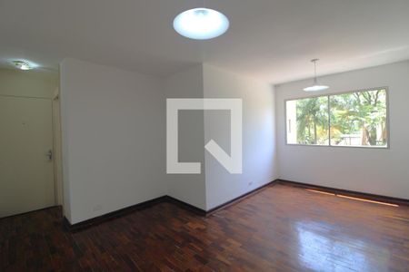 Sala de apartamento para alugar com 3 quartos, 70m² em Socorro, São Paulo