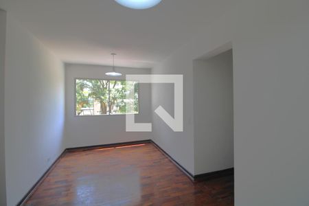 Sala de apartamento para alugar com 3 quartos, 70m² em Socorro, São Paulo