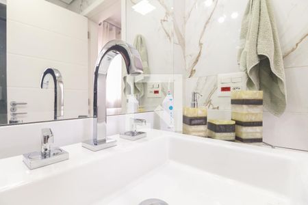 Apartamento à venda com 92m², 3 quartos e 2 vagas Apartamento à venda com 92m², 3 quartos e 2 vagasBanheiro Suíte