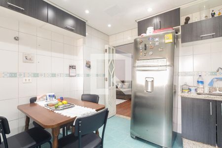 Apartamento à venda com 92m², 3 quartos e 2 vagas Apartamento à venda com 92m², 3 quartos e 2 vagasCozinha