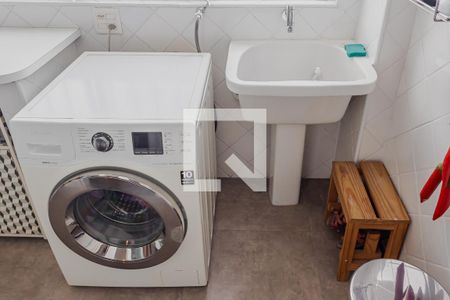 Apartamento à venda com 101m², 2 quartos e 1 vagaÁrea de Serviço