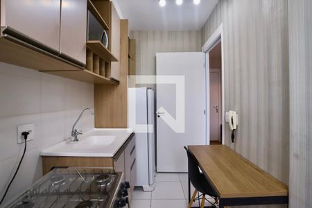 Cozinha de apartamento para alugar com 1 quarto, 28m² em Mooca, São Paulo