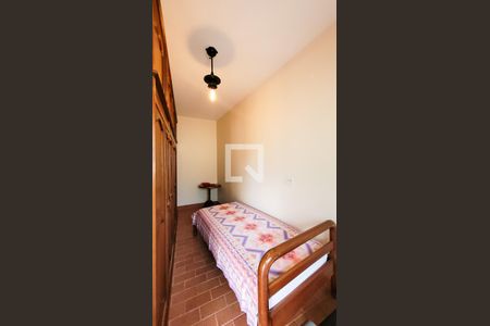 Casa para alugar com 360m², 4 quartos e 3 vagas Casa para alugar com 360m², 4 quartos e 3 vagasQuarto2