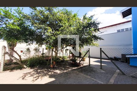 Casa para alugar com 360m², 4 quartos e 3 vagas Casa para alugar com 360m², 4 quartos e 3 vagasJardim