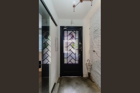 Casa à venda com 120m², 4 quartos e sem vaga Casa à venda com 120m², 4 quartos e sem vagaHall de entrada