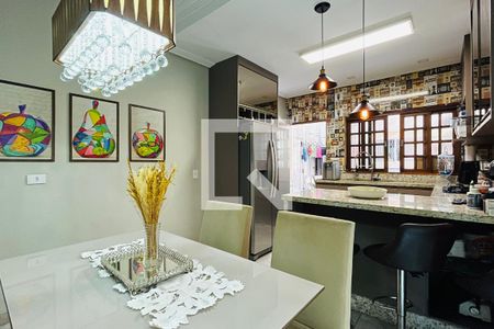 Casa à venda com 220m², 5 quartos e 2 vagas Casa à venda com 220m², 5 quartos e 2 vagasCozinha 1