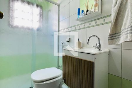 Casa à venda com 220m², 5 quartos e 2 vagas Casa à venda com 220m², 5 quartos e 2 vagasBanheiro