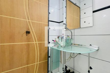 Casa à venda com 220m², 5 quartos e 2 vagas Casa à venda com 220m², 5 quartos e 2 vagasBanheiro da Suíte 2