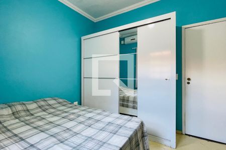 Casa à venda com 220m², 5 quartos e 2 vagas Casa à venda com 220m², 5 quartos e 2 vagasQuarto 2