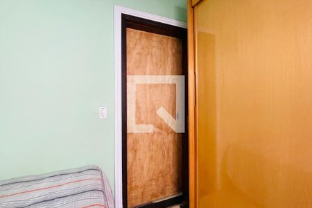 Casa à venda com 220m², 5 quartos e 2 vagas Casa à venda com 220m², 5 quartos e 2 vagasQuarto 1