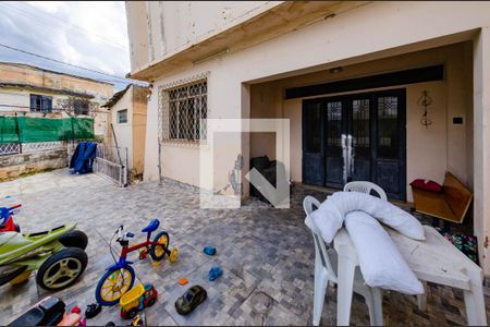 Casa à venda com 350m², 4 quartos e 2 vagasÁrea externa