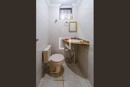 Casa à venda com 350m², 4 quartos e 2 vagasBanheiro suíte 1